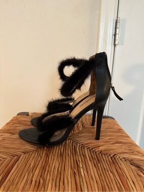 bebe Black faux Fur-Strap Stiletto sandals size 7